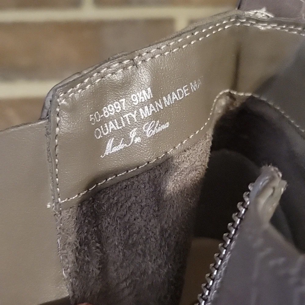Bella Vita Everest Ankle Zip Boots‎ Gray Size 9.5